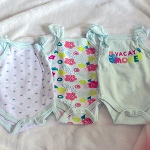 Thank top onesies. Size 0-3 months